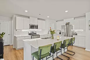 1743 Southwold Ln, Boiling Springs, SC 29316 - Photo 3