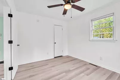 5 Bagwell Avenue, Greenville, SC 29611 - Photo 13