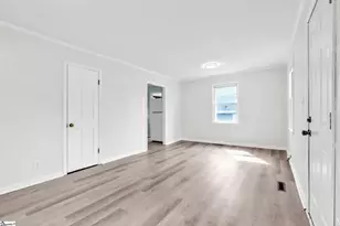 5 Bagwell Ave, Greenville, SC 29611 - Photo 3