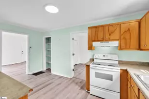 5 Bagwell Ave, Greenville, SC 29611 - Photo 7