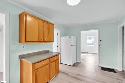 5 Bagwell Avenue, Greenville, SC 29611 - Photo 7