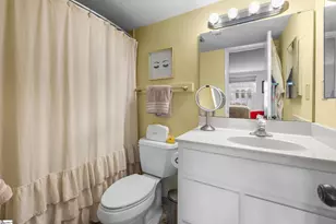 925 Cleveland St, Greenville, SC 29601 - Photo 17