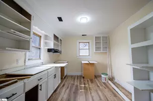 607 Holmes St, Gaffney, SC 29341 - Photo 7