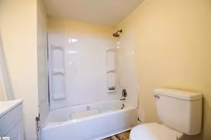 607 Holmes St, Gaffney, SC 29341 - Photo 13