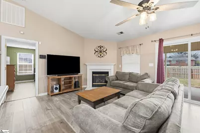 642 Hunters Lane, Anderson, SC 29625 - Photo 9