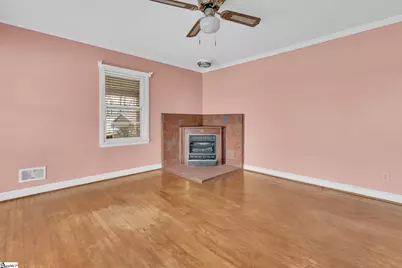 8819 White Horse Road, Greenville, SC 29617 - Photo 9