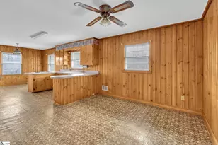 8819 White Horse Rd, Greenville, SC 29617 - Photo 13