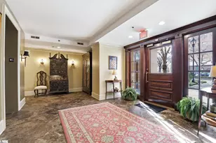400 N Main St, Greenville, SC 29601 - Photo 25