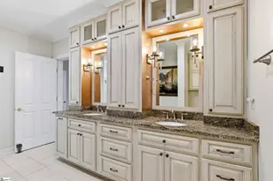 400 N Main St, Greenville, SC 29601 - Photo 17