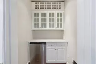 400 N Main St, Greenville, SC 29601 - Photo 13