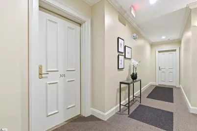 400 N Main Street #301, Greenville, SC 29601 - Photo 3