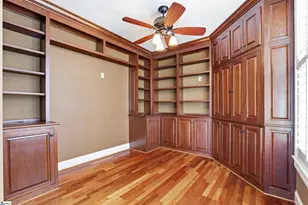 400 N Main St, Greenville, SC 29601 - Photo 13