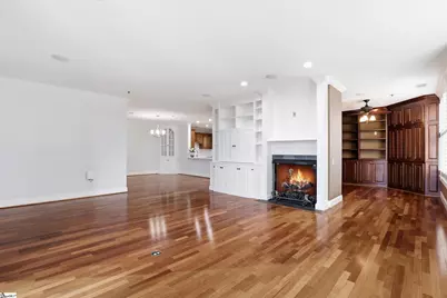 400 N Main Street #301, Greenville, SC 29601 - Photo 11