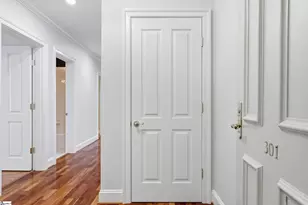 400 N Main St, Greenville, SC 29601 - Photo 3