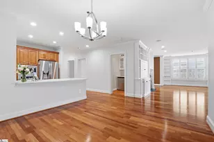 400 N Main St, Greenville, SC 29601 - Photo 9