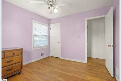 457 Hawthorne Road, Spartanburg, SC 29303 - Photo 9