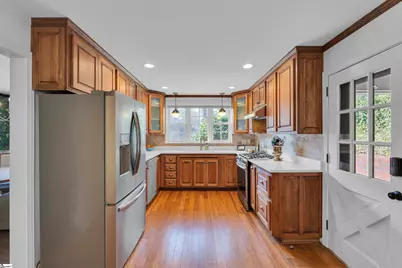 120 Lullwater Road, Greenville, SC 29607 - Photo 13