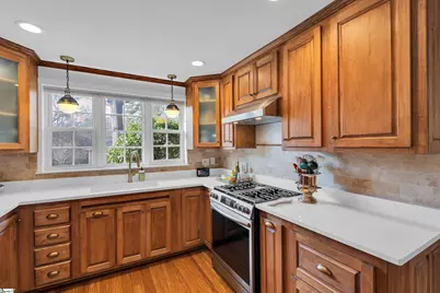 120 Lullwater Road, Greenville, SC 29607 - Photo 11