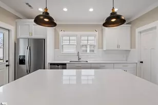 46 Burdette St, Greenville, SC 29611 - Photo 11