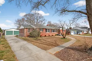 104 Salem Ct, Greenville, SC 29617 - Photo 3