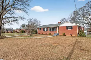 104 Salem Ct, Greenville, SC 29617 - Photo 3