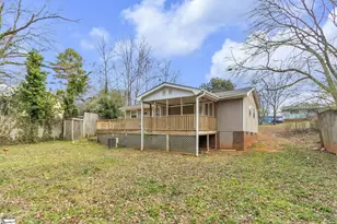 201 Knighton Dr, Wellford, SC 29385 - Photo 11