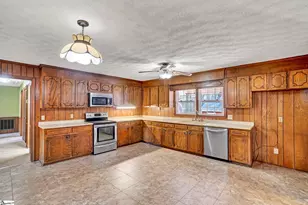 744 Cooper Bridge Rd, Fountain Inn, SC 29644 - Photo 9