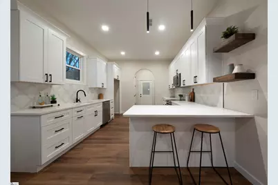 28 6th Street, Greenville, SC 29611 - Photo 13