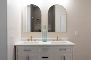 28 6th St, Greenville, SC 29611 - Photo 23