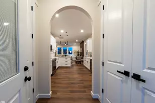 28 6th St, Greenville, SC 29611 - Photo 11