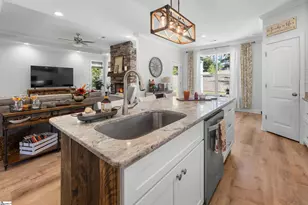 171 S Oak Pointe Dr, Seneca, SC 29678 - Photo 5