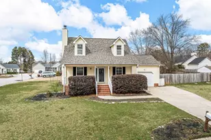 801 Dunwoody Dr, Simpsonville, SC 29681 - Photo 3