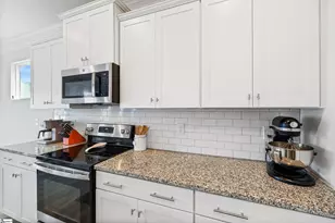 101 Pendergast Rd, Greenville, SC 29605 - Photo 9