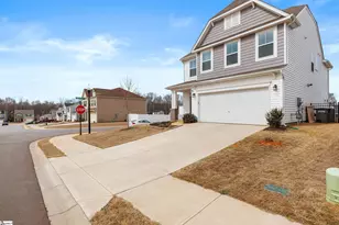 101 Pendergast Rd, Greenville, SC 29605 - Photo 3