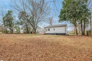 325 Hillcrest Cir Loop, Anderson, SC 29624 - Photo 37