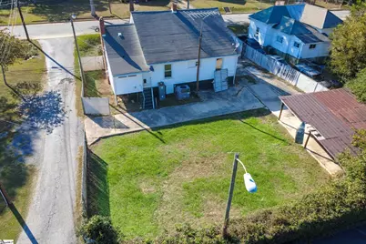 106 Williams Street, Laurens, SC 29360 - Photo 7