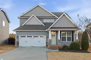 206 Clear Ct, Taylors, SC 29687 - Photo 1