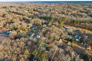 88 Hand Dr, Belton, SC 29627 - Photo 3