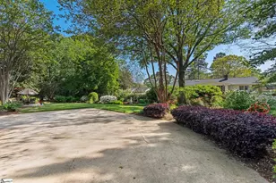 416 E 7 Oaks Dr, Greenville, SC 29605 - Photo 37