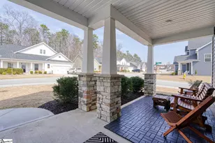 401 Kelby St, Travelers Rest, SC 29690 - Photo 5