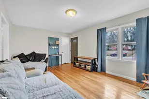 117 Lincoln Dr, Spartanburg, SC 29306 - Photo 9