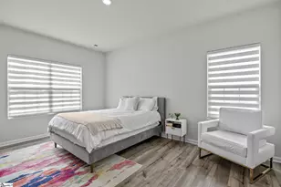 413 Batten Rd, Taylors, SC 29687 - Photo 3