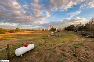 3952 Jordan Rd, Greer, SC 29651 - Photo 19