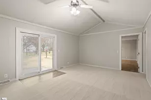 104 Baldwin Cir, Mauldin, SC 29662 - Photo 3