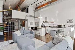 300 South St, Simpsonville, SC 29681 - Photo 9