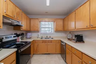 112 Baker Street Ext, Greenville, SC 29611 - Photo 11