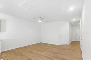 119 Stoneview Way, Taylors, SC 29687 - Photo 3