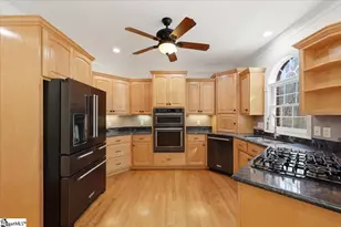 4 Radford Ct, Simpsonville, SC 29680 - Photo 15