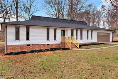 212 Barrett Drive, Mauldin, SC 29662 - Photo 1