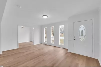 212 Barrett Drive, Mauldin, SC 29662 - Photo 5